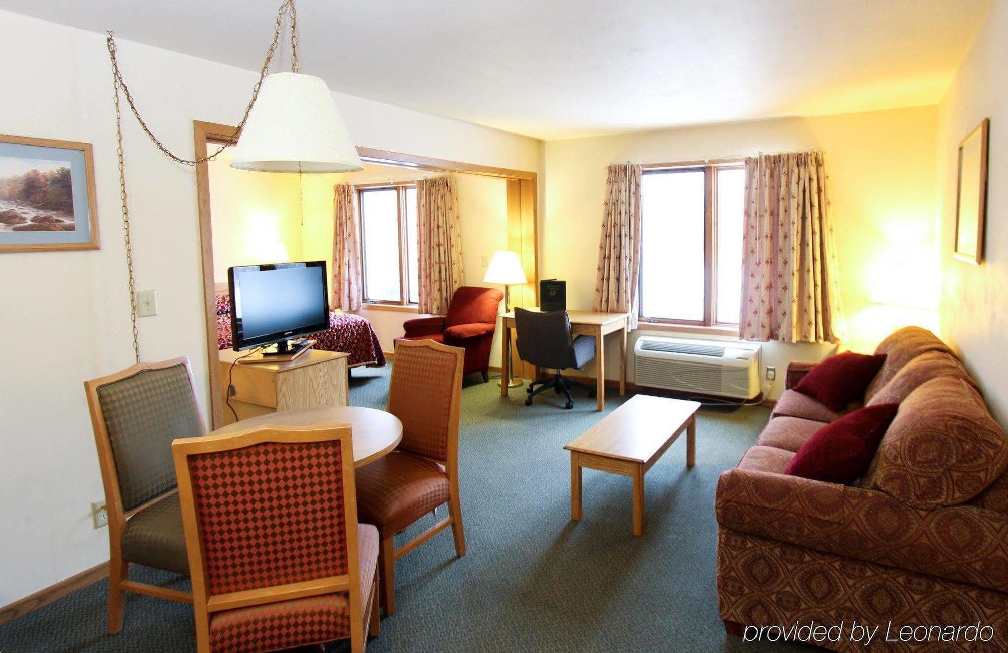 Luck Country Inn Dış mekan fotoğraf